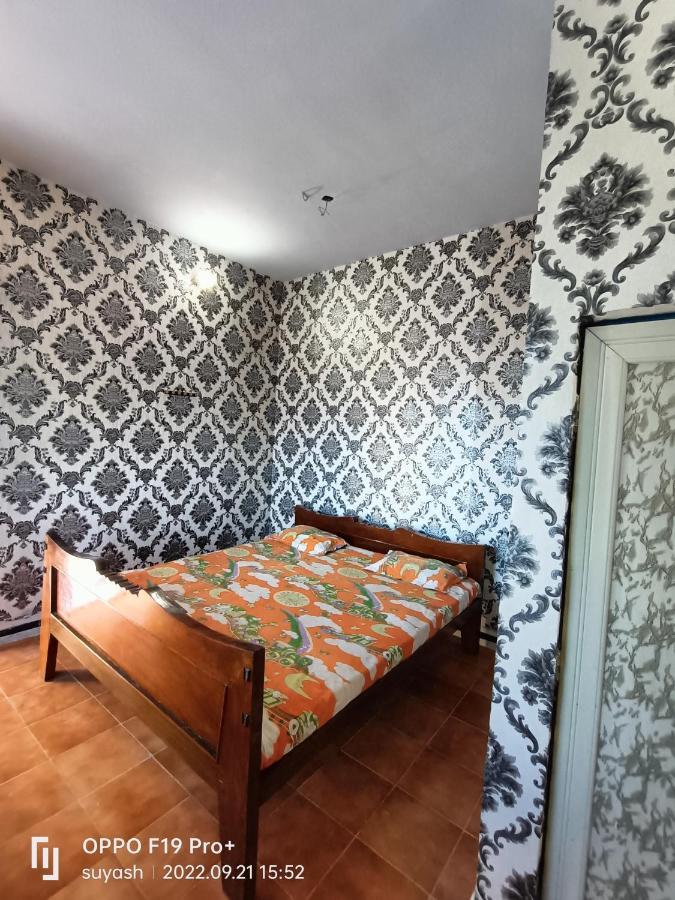 ורנאסי Vishnu Rest House מראה חיצוני תמונה