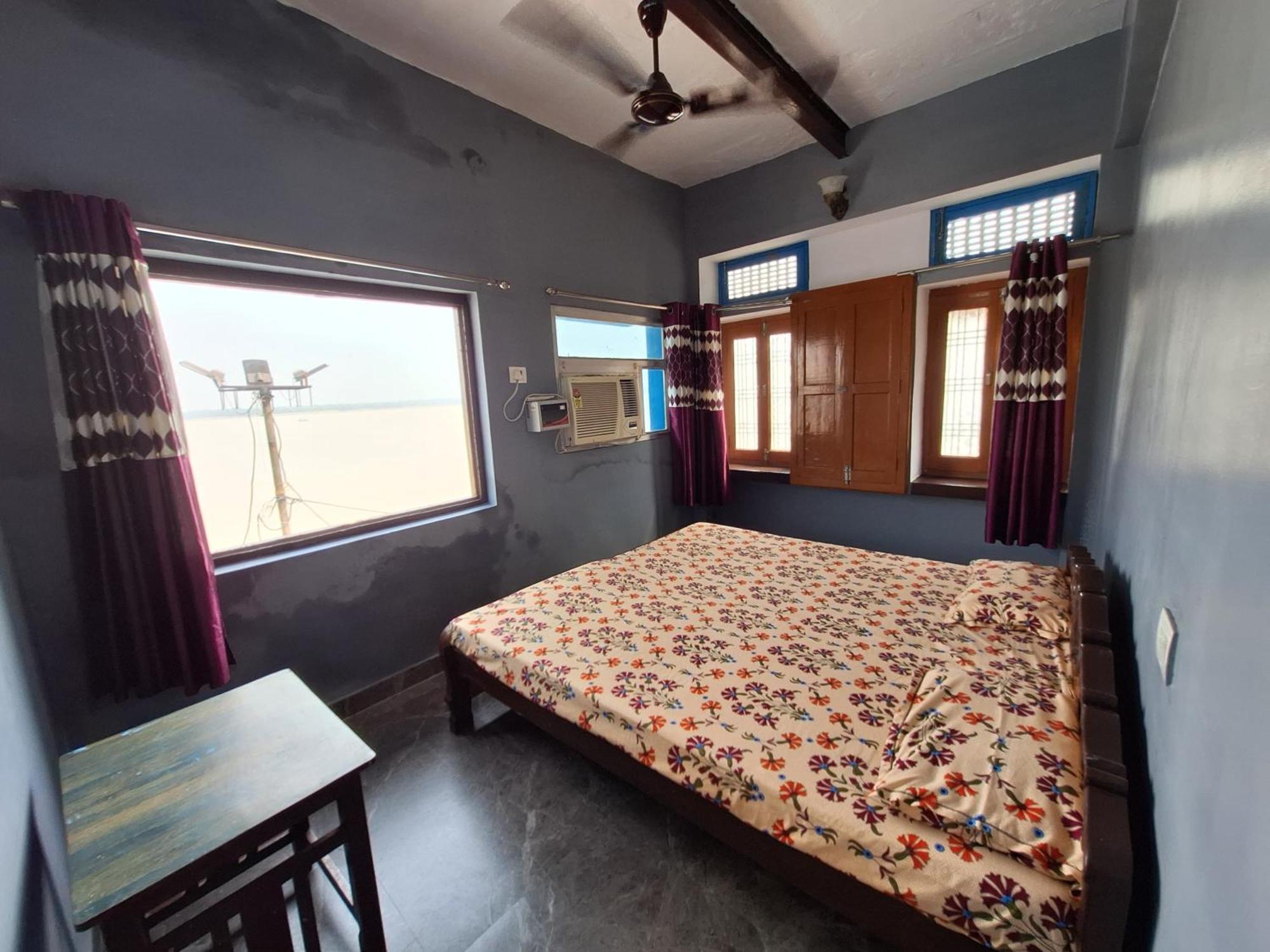 ורנאסי Vishnu Rest House מראה חיצוני תמונה
